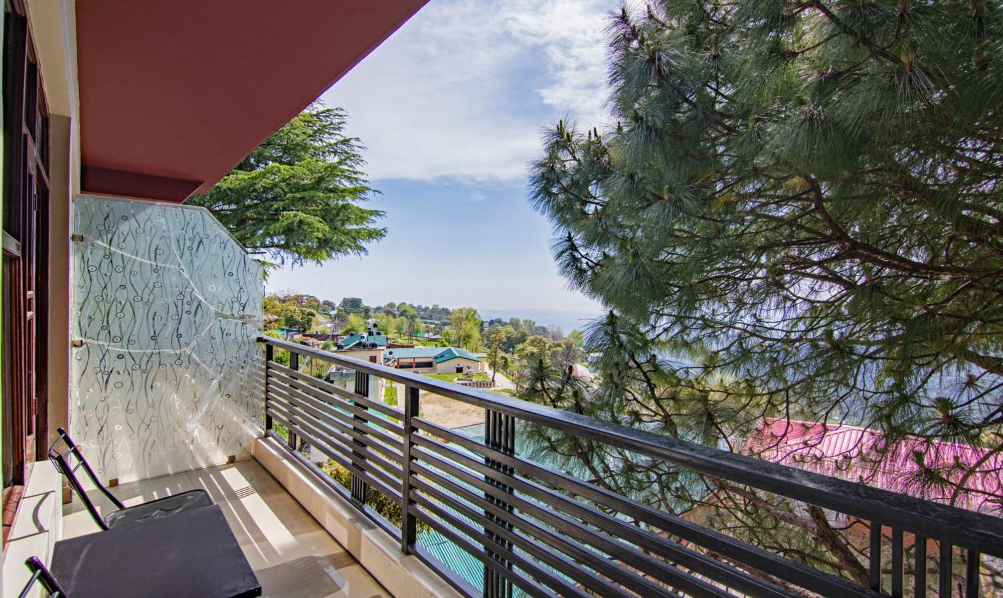 Treebo Roshan House With Valley View McLeod Ganj Exterior foto