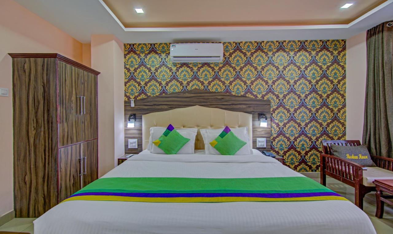 Treebo Roshan House With Valley View McLeod Ganj Exterior foto